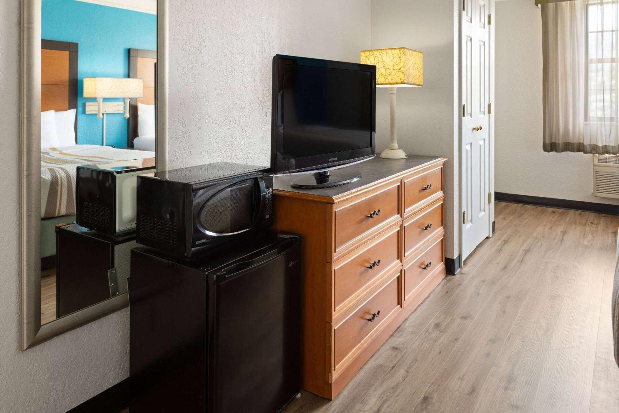 La Quinta Inn By Wyndham Pittsburgh Airport Moon Township Luaran gambar